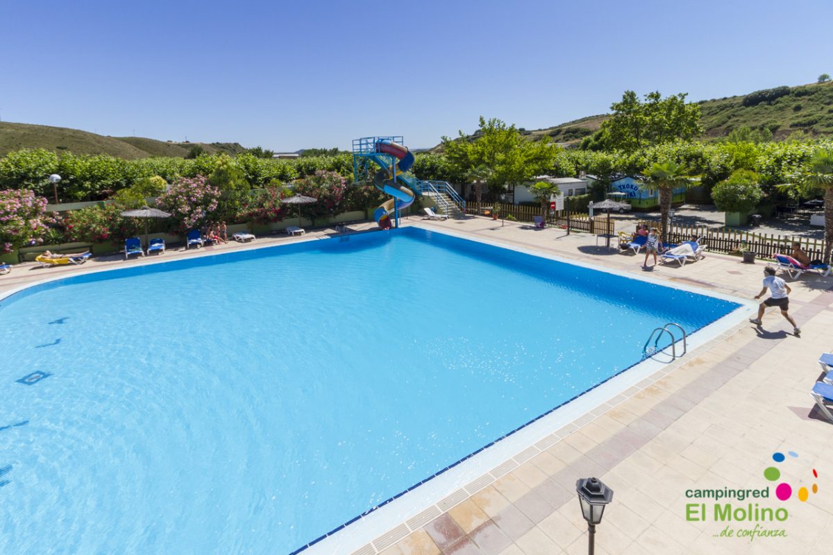 Nuestra maravillosa y relajante piscina de verano sigue abierta